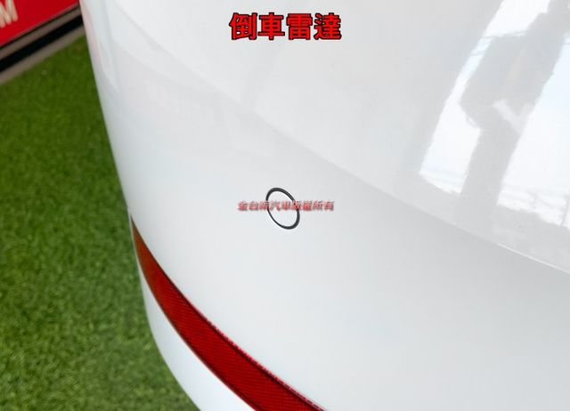 【1.0T】20年式／19年11月出廠／僅跑【八萬】【黑車頂】盲點／ACC／後方車流警示／CARPLAY／恆溫【認證車】  第7張相片