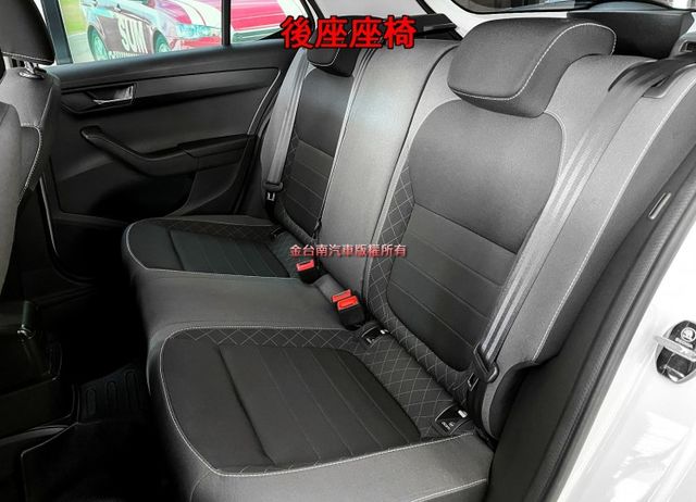 【1.0T】20年式／19年11月出廠／僅跑【八萬】【黑車頂】盲點／ACC／後方車流警示／CARPLAY／恆溫【認證車】  第11張相片