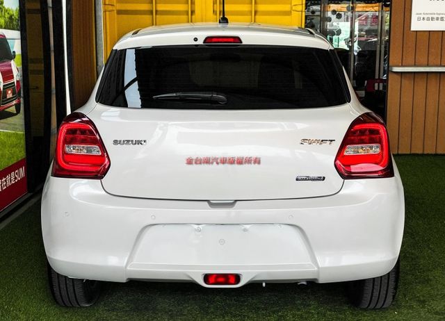 【GLX】​1.2輕油電／里程擔保【原鈑件】ACC／盲點／車道偏移／煞停輔助／快撥／恆溫空調／CARPLAY／LED頭燈  第5張相片