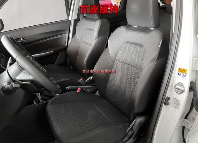 【GLX】​1.2輕油電／里程擔保【原鈑件】ACC／盲點／車道偏移／煞停輔助／快撥／恆溫空調／CARPLAY／LED頭燈  第10張相片