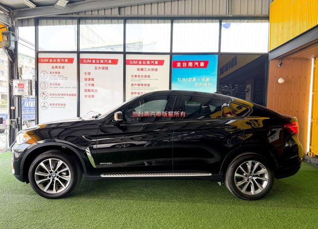 總代理【XDRIVE35I】里程擔保【原鈑件】天窗／抬頭顯示／電動尾門／定速／記憶座椅／雙電動椅／導航／環景／雙區恆溫  第2張相片