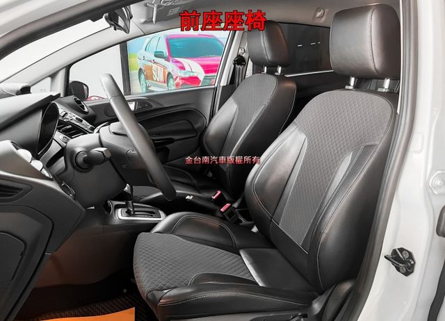 1.0渦輪【全車原鈑件】【四輪新胎】僅跑【三萬】里程擔保／免鑰匙系統／恆溫空調／藍牙／倒車雷達／光感應頭燈 /胎壓偵測  第10張相片