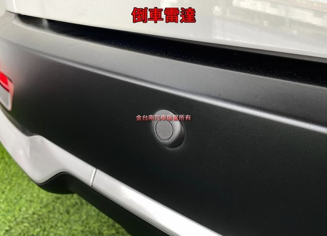 僅跑【四萬】里程擔保【全車原鈑件】【原廠保養】ACC跟車／車道偏移／定速／倒車顯影／免鑰匙系統／藍牙系統／鋁圈  第7張相片