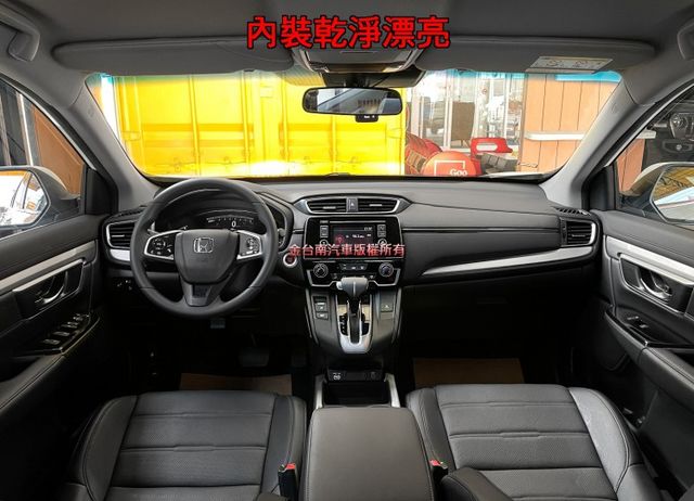 僅跑【四萬】里程擔保【全車原鈑件】【原廠保養】ACC跟車／車道偏移／定速／倒車顯影／免鑰匙系統／藍牙系統／鋁圈  第9張相片