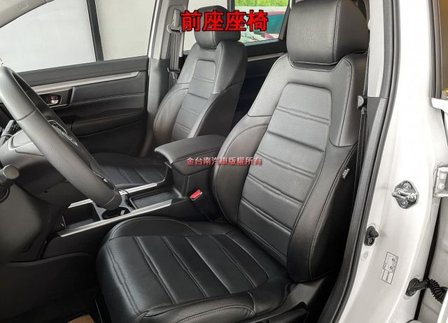 僅跑【四萬】里程擔保【全車原鈑件】【原廠保養】ACC跟車／車道偏移／定速／倒車顯影／免鑰匙系統／藍牙系統／鋁圈  第10張相片