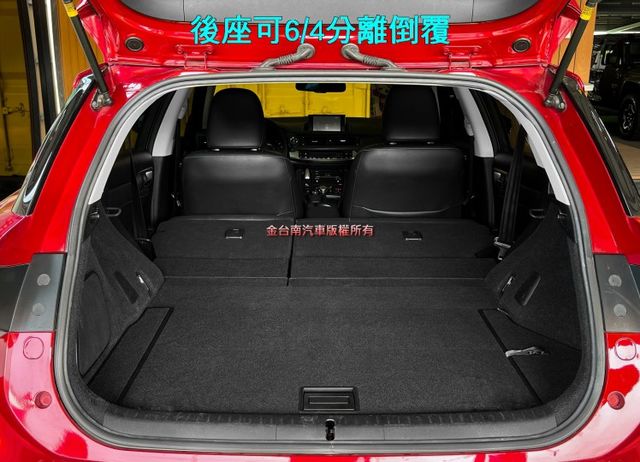 【17年式】僅跑【七萬】里程擔保／定速巡航／記憶座椅／雙電熱椅／倒車顯影／藍牙系統／雙區恆溫空調／免鑰匙系統【認證車】  第18張相片