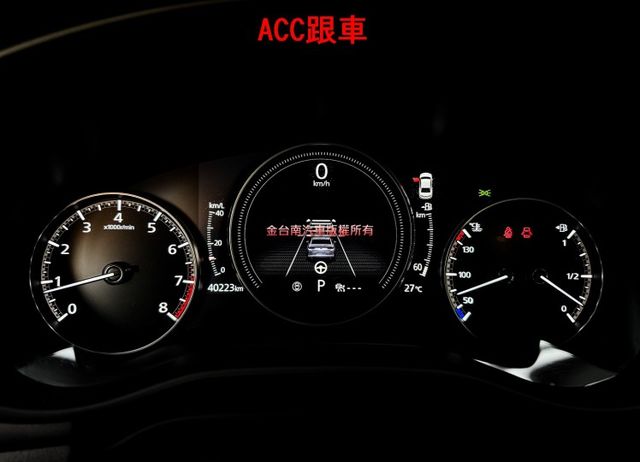 【PREMIUM】【原廠保固中】僅跑【四萬】【原鈑件】【原廠保養】ACC／盲點／車道維持／快撥／環景／煞停輔助／IKEY  第10張相片