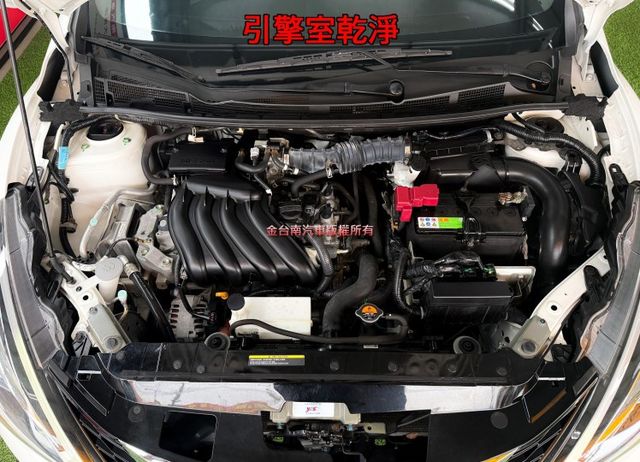 五門／僅跑【六萬】里程擔保【全車原鈑件】多媒體觸控螢幕／倒車顯影／藍牙／循跡防滑／CARPLAY／胎壓偵測  第19張相片