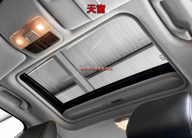 【2.0 I-S】里程擔保【原鈑件】天窗／定速／快撥／倒車顯影／電動椅／導航／雙區恆溫／HID頭燈／免鑰匙系統  第8張相片