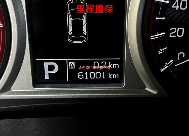 【4WD／S ALLGRIP】17年式／16年12月出廠／僅跑【六萬】【雙色車身】【麂皮座椅】【陡坡緩降】【已認證完畢】  第12張相片