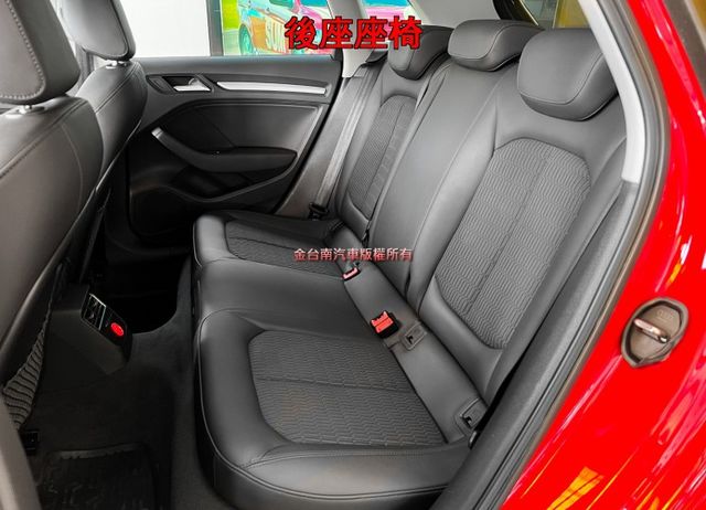 整備中／16年式【五門】跑少里程擔保【全車原鈑件】定速／換檔撥片／CARPLAY／雙區恆溫／後座出風口／HID頭燈／藍牙  第11張相片