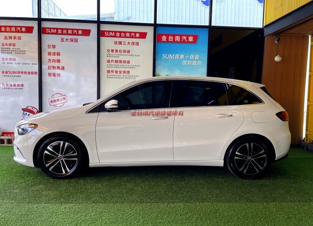 【總代理小改款】僅跑【四萬】里程擔保【全車原鈑件原漆】ACC跟車／大螢幕儀表／車道維持／動態記憶椅／氣氛燈／盲點／電尾門  第3張相片