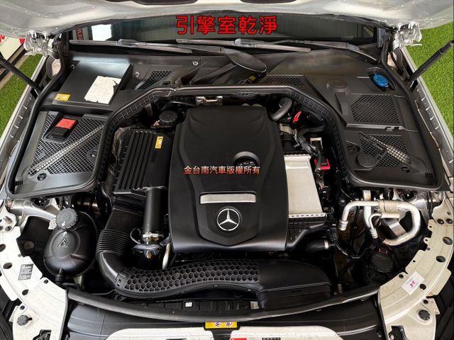 【總代理】【W205／大改新款】里程擔保【全車原鈑件】【天窗】雙電動座椅／倒車顯影／定速／換檔撥片／雙區恆溫／後座出風口  第19張相片