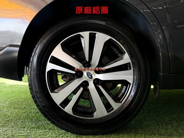【I-S EYESIGHT】僅跑【七萬】天窗／盲點／ACC／快撥／煞停輔助／車道偏移／電動尾門／記憶座椅／CARPLAY  第7張相片