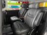 【全車原鈑件】【天窗】【雙電動側滑門】【JBL音響】免鑰匙系統／觸控螢幕／環景系統／藍牙／前後座恆溫空調／循跡防滑  第9張縮圖