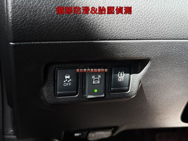 僅跑【六萬】里程擔保【全車原鈑件】【原廠保養】觸控螢幕／倒車顯影／藍牙／抬頭顯示／前後雷達偵測／原廠鋁圈／循跡防滑  第16張相片