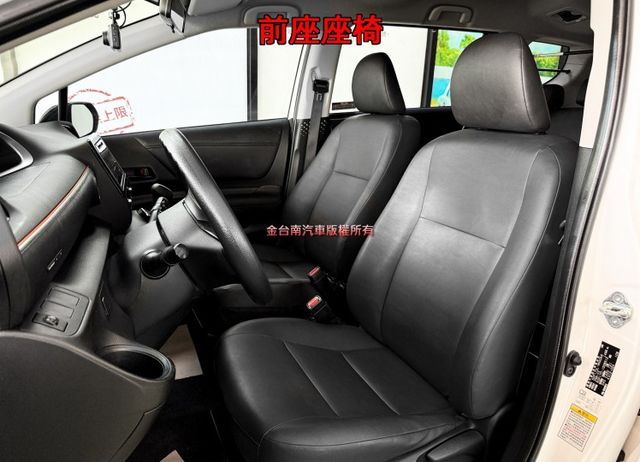 僅跑【八萬】里程擔保【全車原鈑件】【原廠保養】循跡防滑／免鑰匙系統／藍牙系統／倒車雷達／光感應頭燈／自動遠光燈／原廠鋁圈  第9張相片