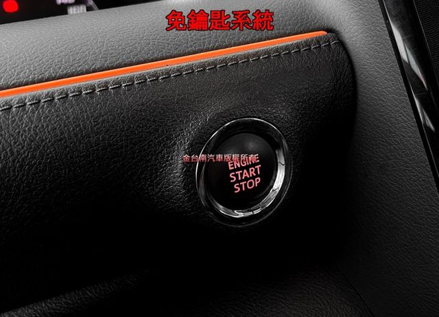 僅跑【八萬】里程擔保【全車原鈑件】【原廠保養】循跡防滑／免鑰匙系統／藍牙系統／倒車雷達／光感應頭燈／自動遠光燈／原廠鋁圈  第13張相片