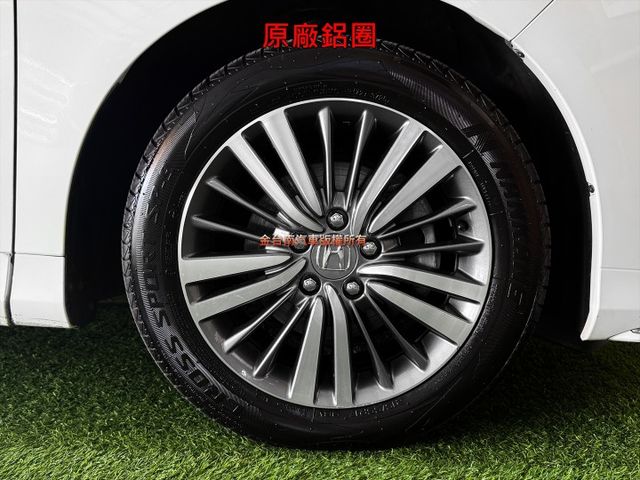 APEX旗艦版／僅跑【七萬】里程擔保【全車原鈑件】【雙側電動滑門】【天窗】ACC／車道偏移／主動煞停／盲點／三區恆溫  第7張相片