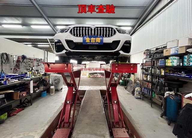 218I【Ｍ－SPORT】【新車181萬】僅跑【六萬】【M版套件】ACC／麂皮座椅／全數位虛擬座艙／盲點【已認證完畢】  第19張相片