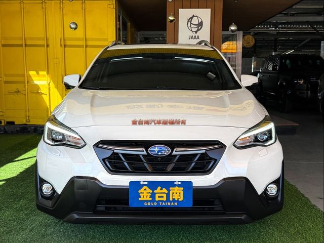 新款I-S ES／僅跑【七萬】里程擔保【全車原鈑件】天窗／ACC跟車／盲點／煞停輔助／快撥／電動尾門／記憶椅／環景／導航  第2張相片
