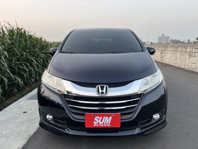 女用一手車 新車至今原廠保養 原鈑件里程保證 內裝超級漂亮  第3張相片