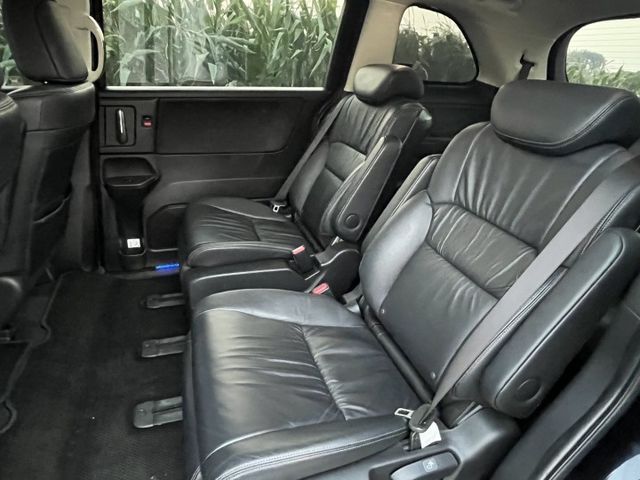 女用一手車 新車至今原廠保養 原鈑件里程保證 內裝超級漂亮  第12張相片