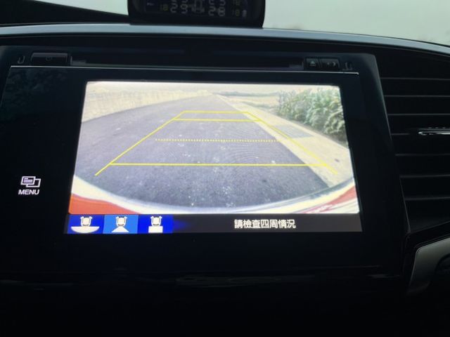 女用一手車 新車至今原廠保養 原鈑件里程保證 內裝超級漂亮  第18張相片