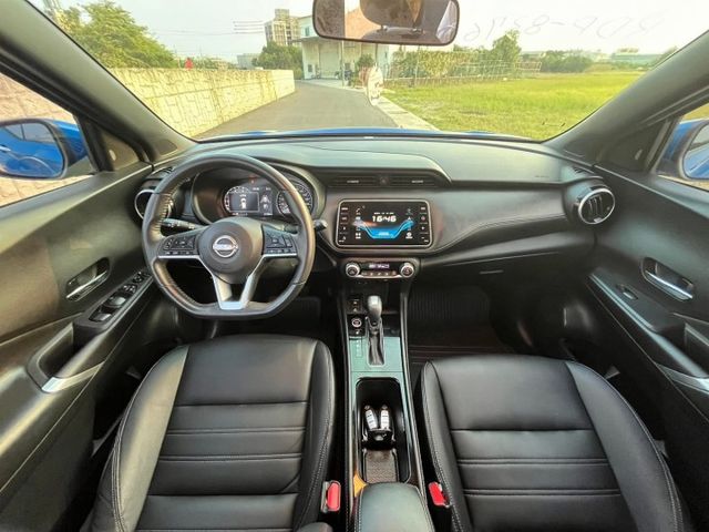 頂級旗艦版 環景 I KEY 車道偏移 超低里程 原廠保固中  第9張相片
