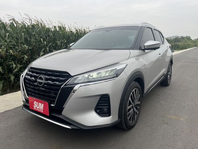 頂級旗艦版 環景 I KEY 車道偏移 超低里程 原廠保固中  第1張相片