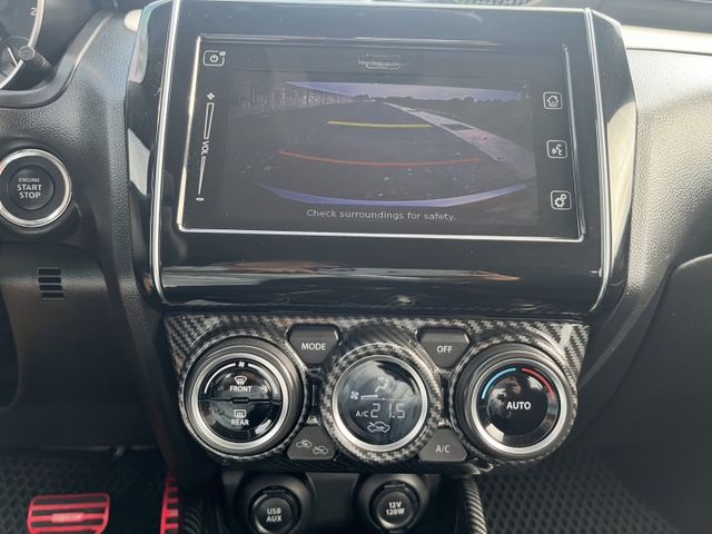 SWIFT  第15張相片