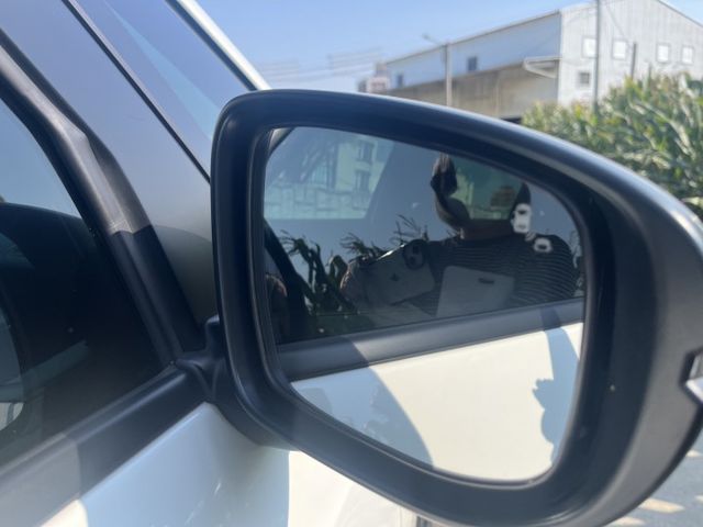 新車原廠保固中  第16張相片