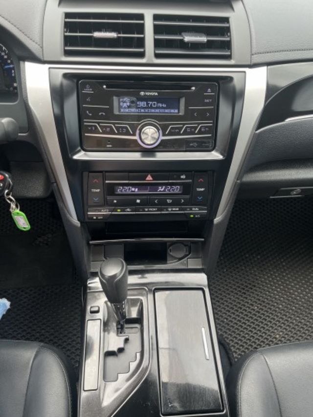 一手車 超低里程保證 原鈑件保證 舒適 安全 省油 好開~無可挑剔的好車  第13張相片