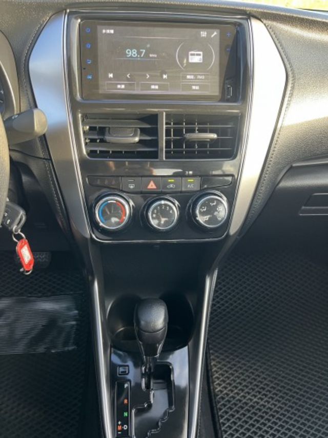 實跑29000km全車原版件 還有原廠保固 輕鬆擁有開不壞神車系列  第12張相片