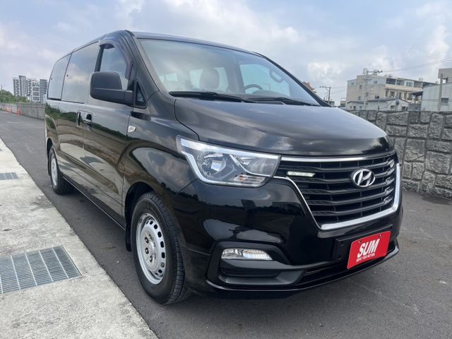 超好用8人商旅~低里程保證 原鈑件保證 ~還有保固 讓您買的安心開的更放心  第2張相片