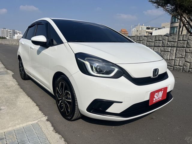 超優質五門小房車 市區長途都可以 保值車款選它準沒錯  第2張相片