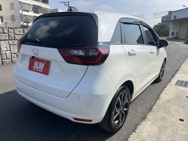 超優質五門小房車 市區長途都可以 保值車款選它準沒錯  第5張相片