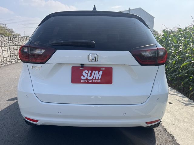 超優質五門小房車 市區長途都可以 保值車款選它準沒錯  第6張相片