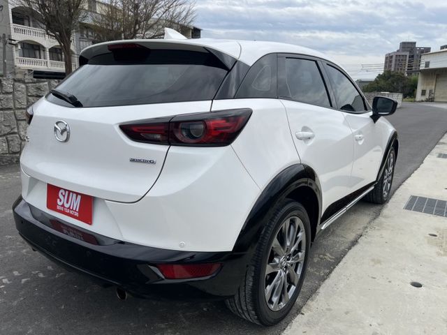 超漂亮一手車 全車原鈑件 頂級旗艦進化版 配備滿點 無線充電 Apple car play  第5張相片