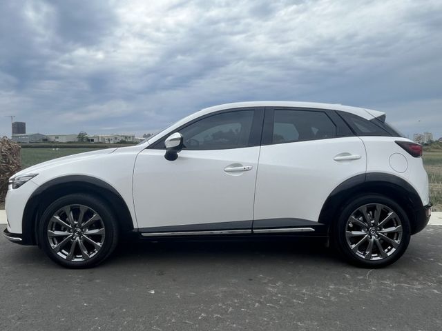 超漂亮一手車 全車原鈑件 頂級旗艦進化版 配備滿點 無線充電 Apple car play  第7張相片