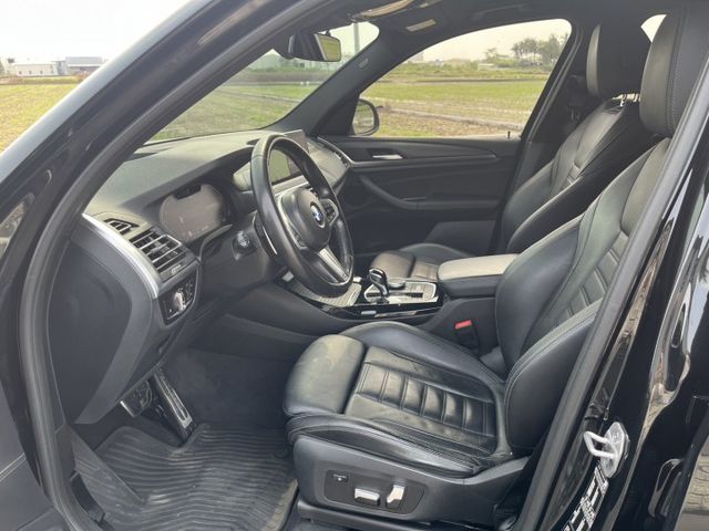 2022年式 G01第三代小改款(輕油電) 頂級30i M SPORT  第9張相片