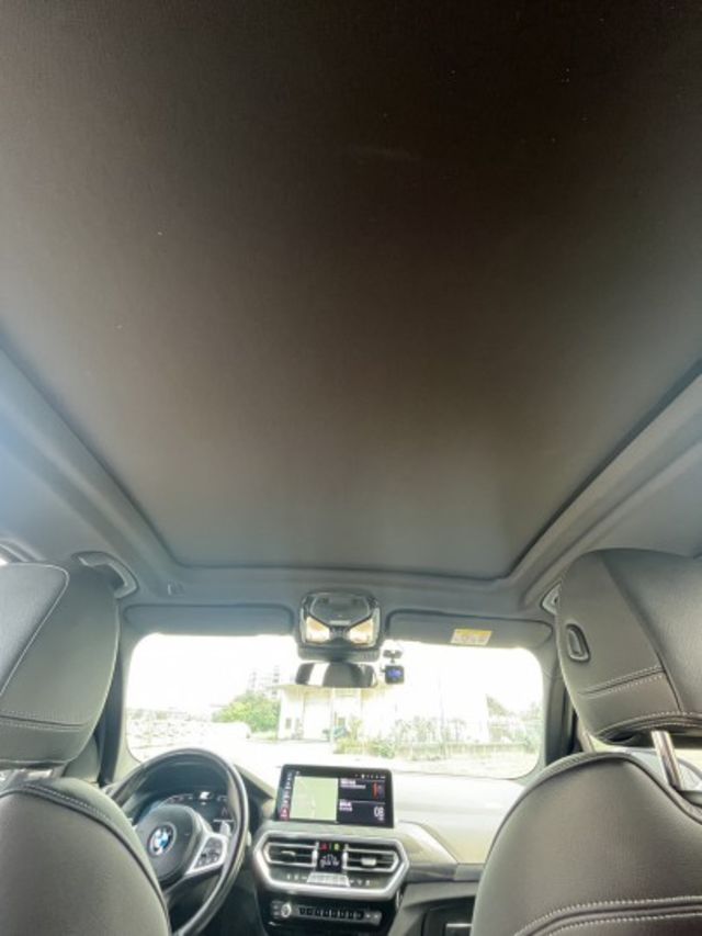 2022年式 G01第三代小改款(輕油電) 頂級30i M SPORT  第18張相片