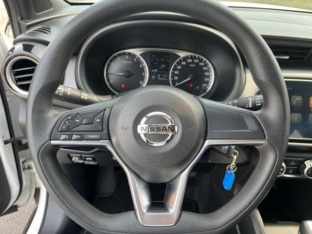 超低里程的都會小休旅~輕鬆入主~保固+認證安心購買  第13張相片