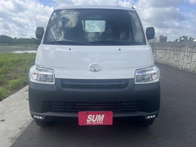 全新自排小貨車 原廠保固~中古價  第3張相片