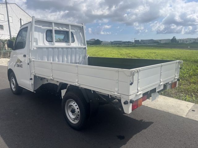 全新自排小貨車 原廠保固~中古價  第5張相片