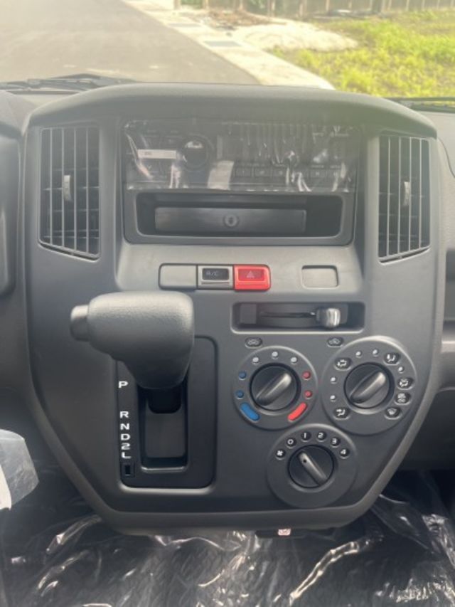 全新自排小貨車 原廠保固~中古價  第9張相片