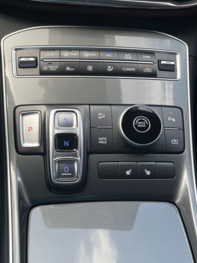 七人座 1.6油電 C款新車177.9有ACC.車道偏離.環景.盲點.雙前電動椅.電尾門....女用一手車 原版件+保固  第15張相片