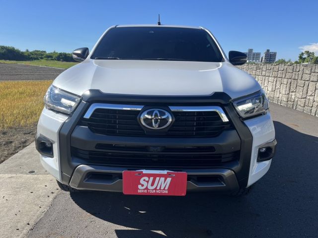 超級美的皮卡 全車原件無改裝 乾淨如新 無走工地無朔溪 底盤超乾淨漂亮  第3張相片