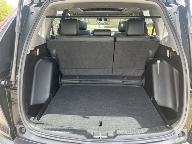 頂規S版 安全便利配備全到位 國產最佳中型休旅車 1.5 t 油稅都超級省 認證+保固 就跟買新車一樣有保障  第18張相片