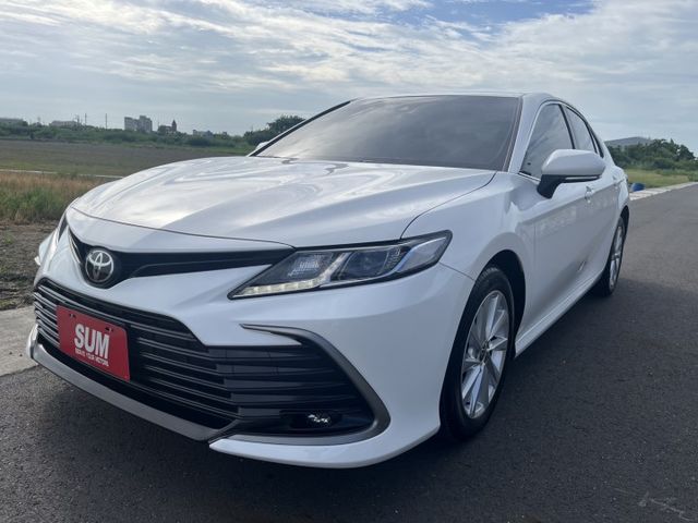 八代小改款~豪華版  ACC 定速 恆溫 車道偏移 循跡防滑 舒適又安全的大氣房車最佳選擇~  第1張相片